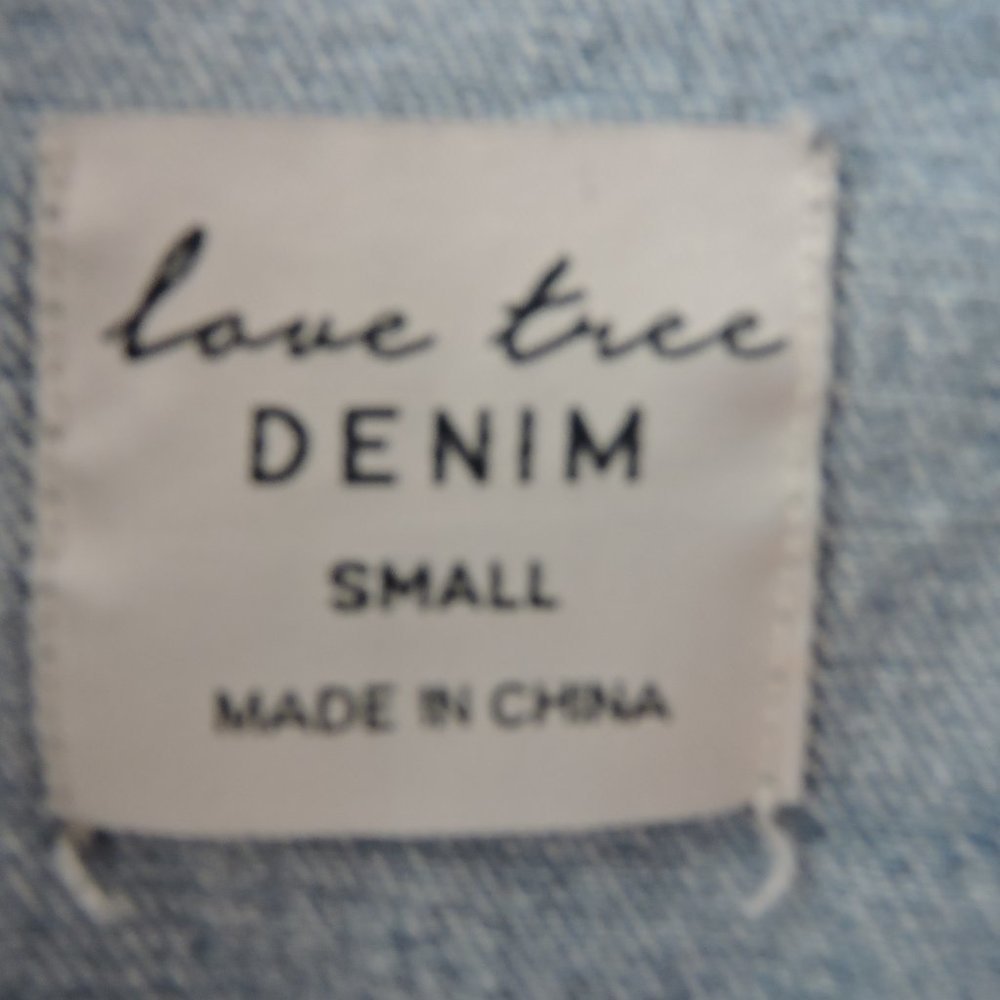 Cropped Denim Jacket - Picture 3 of 4